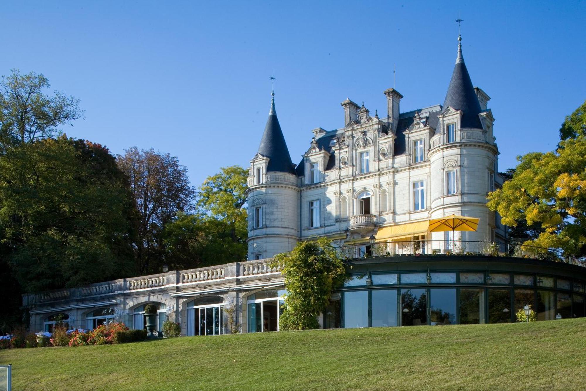 Domaine De La Tortiniere Hotel Veigne Exterior photo